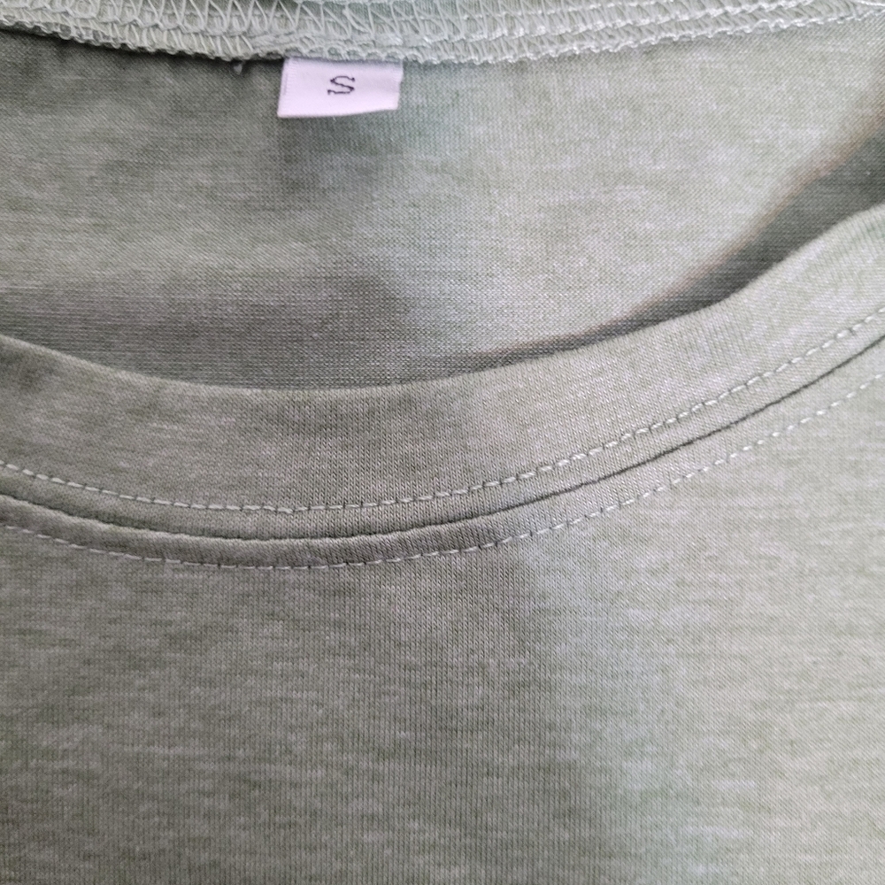 Green Graphic Tee - What the Fucculent women's S - Picture 2 of 3